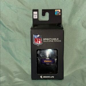 Groove Life Minnesota Vikings Silicone Ring Size 14 Purple and Yellow